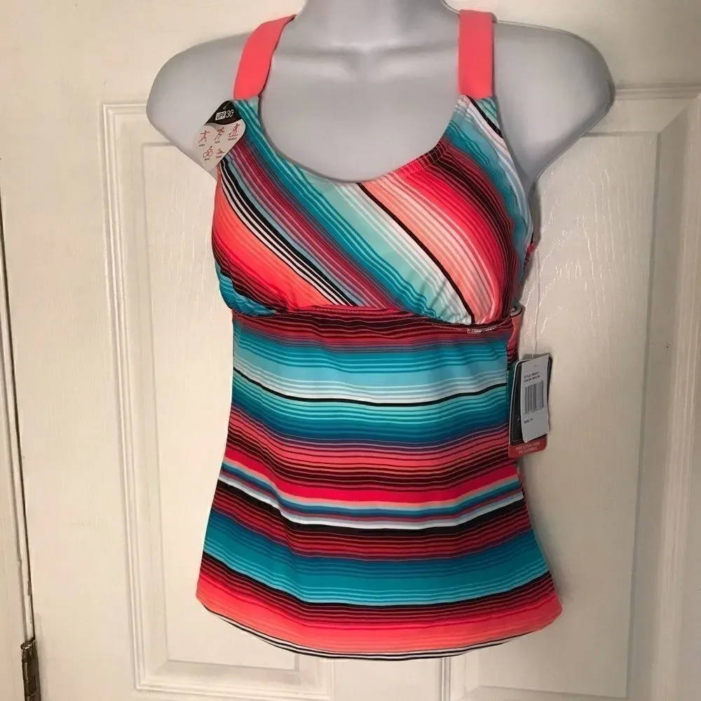 NWT XS ZeroXposur Wonderful Swim Top!!